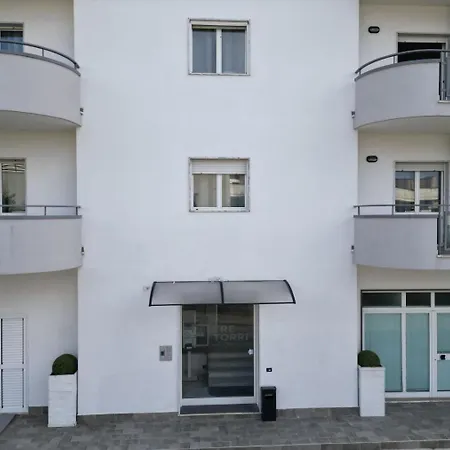 3 Torri 招待所 4*